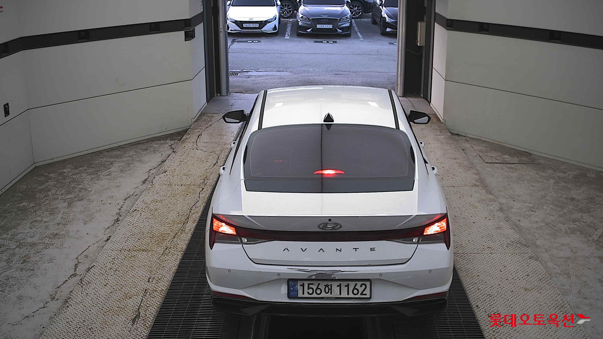 هيونداي أفانتي 2023 SMART